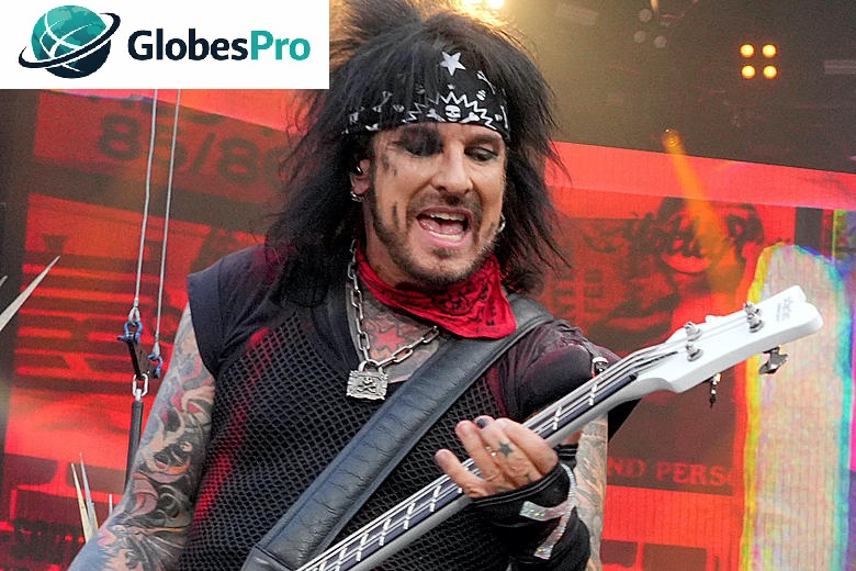 Nikki Sixx