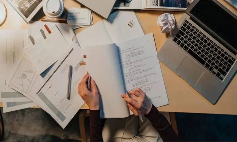 Benefits of Choosing a Professional Thesis Writer in Ghana